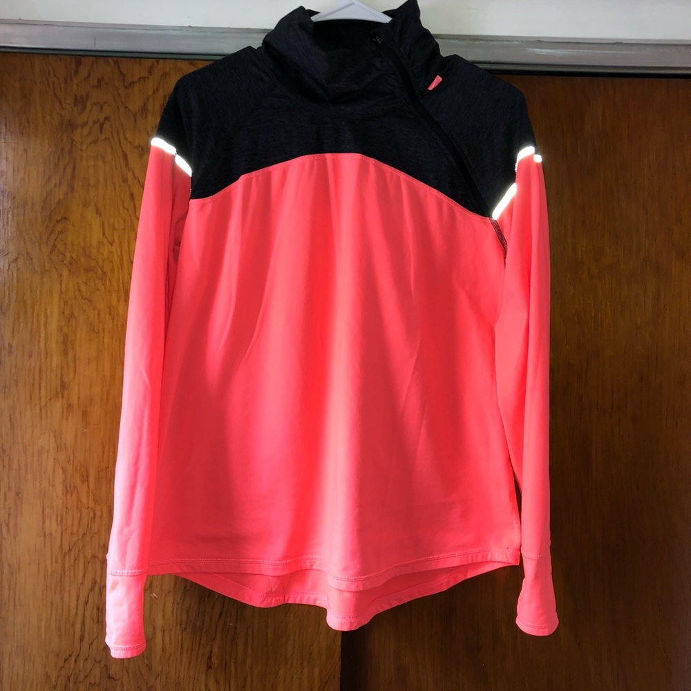 Super cute long sleeve active wear